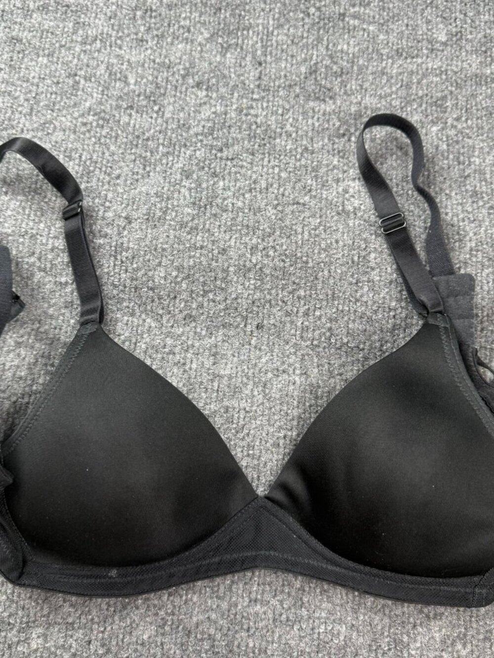 Wacoal Black Wireless Bra Petite 32 B Mesh Wings Cotton Lined Cups 75306